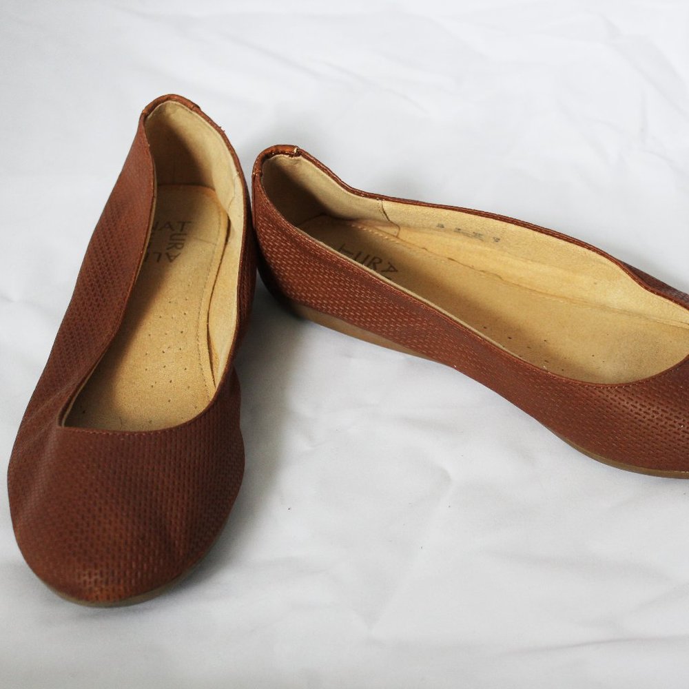 ❗️3/$25❗️Brown Naturalizer Ballet Flats